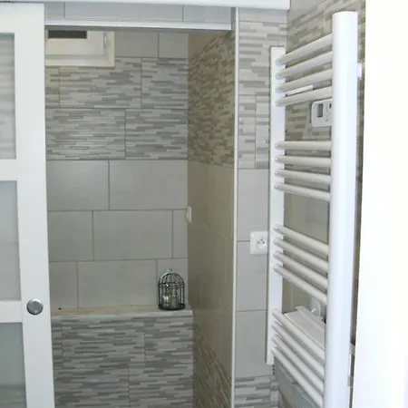 Apartment Vic 2.4 Vic-sur-Cere