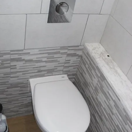 Appartement Vic 2.4 *